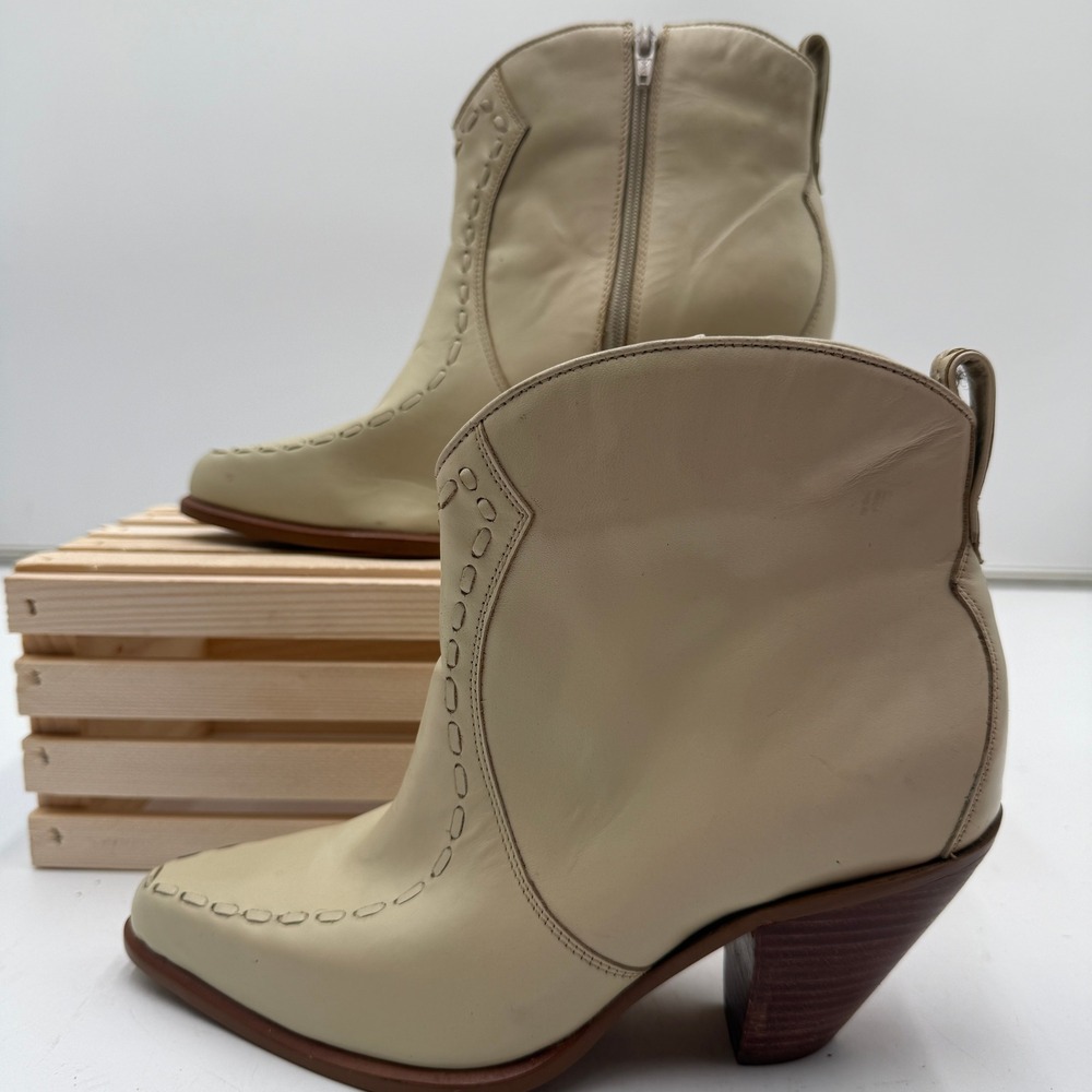 Durango Womens Beige RD2201 Western Ankle Boots Leather Cone Heel Size 6M